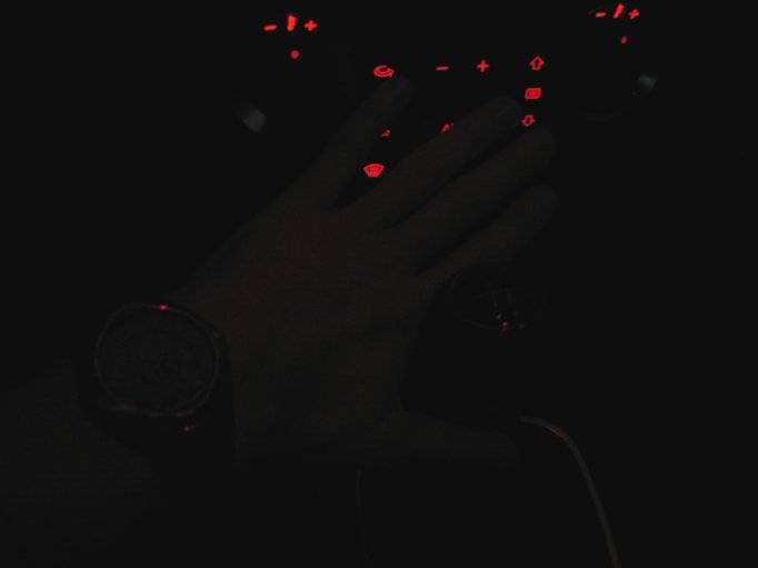 audi_leseleuchte_09.jpg audi_leseleuchte_09.jpg