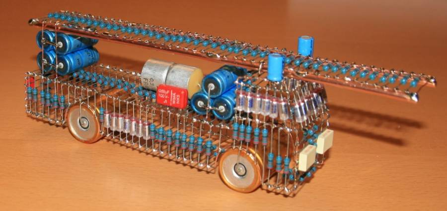 feuerwehrauto10.jpg feuerwehrauto10.jpg